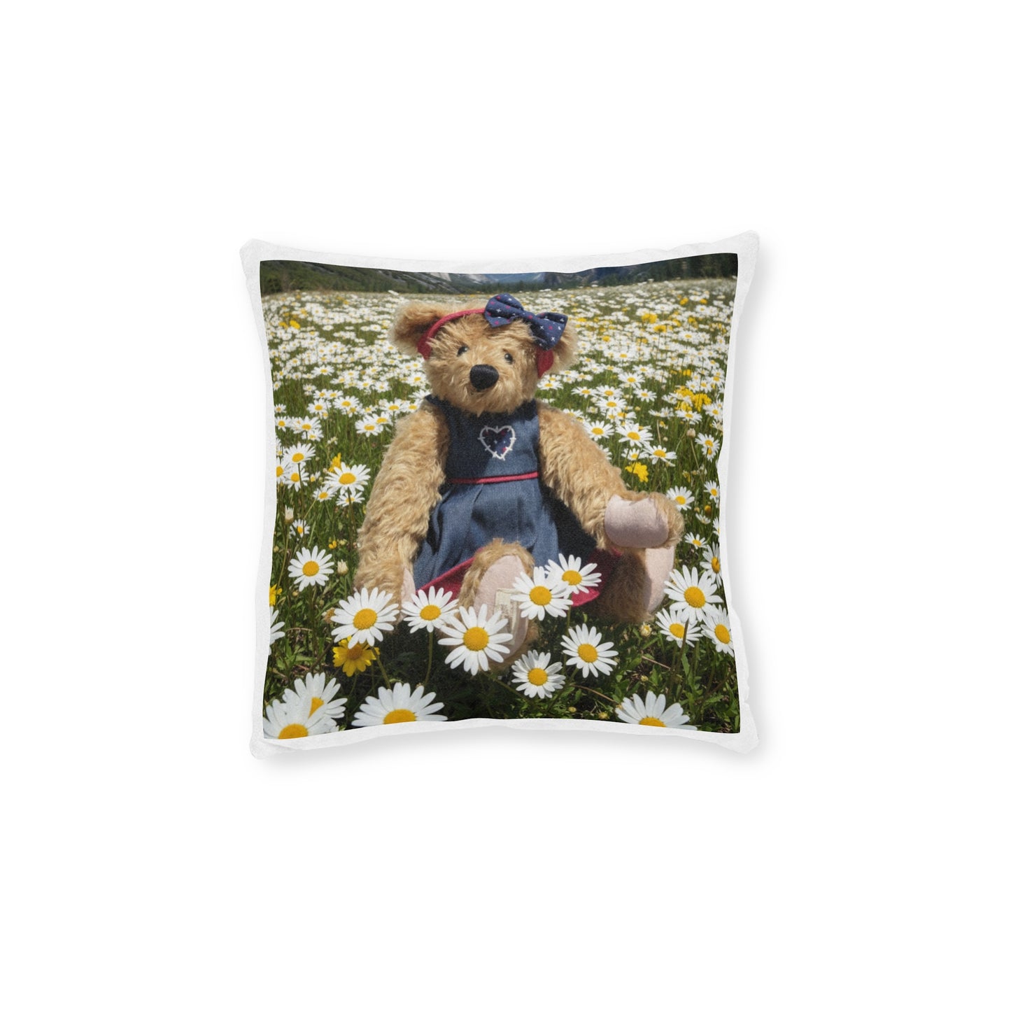 Teddy on Tour Daisy in Yosemite Park Square Pillow