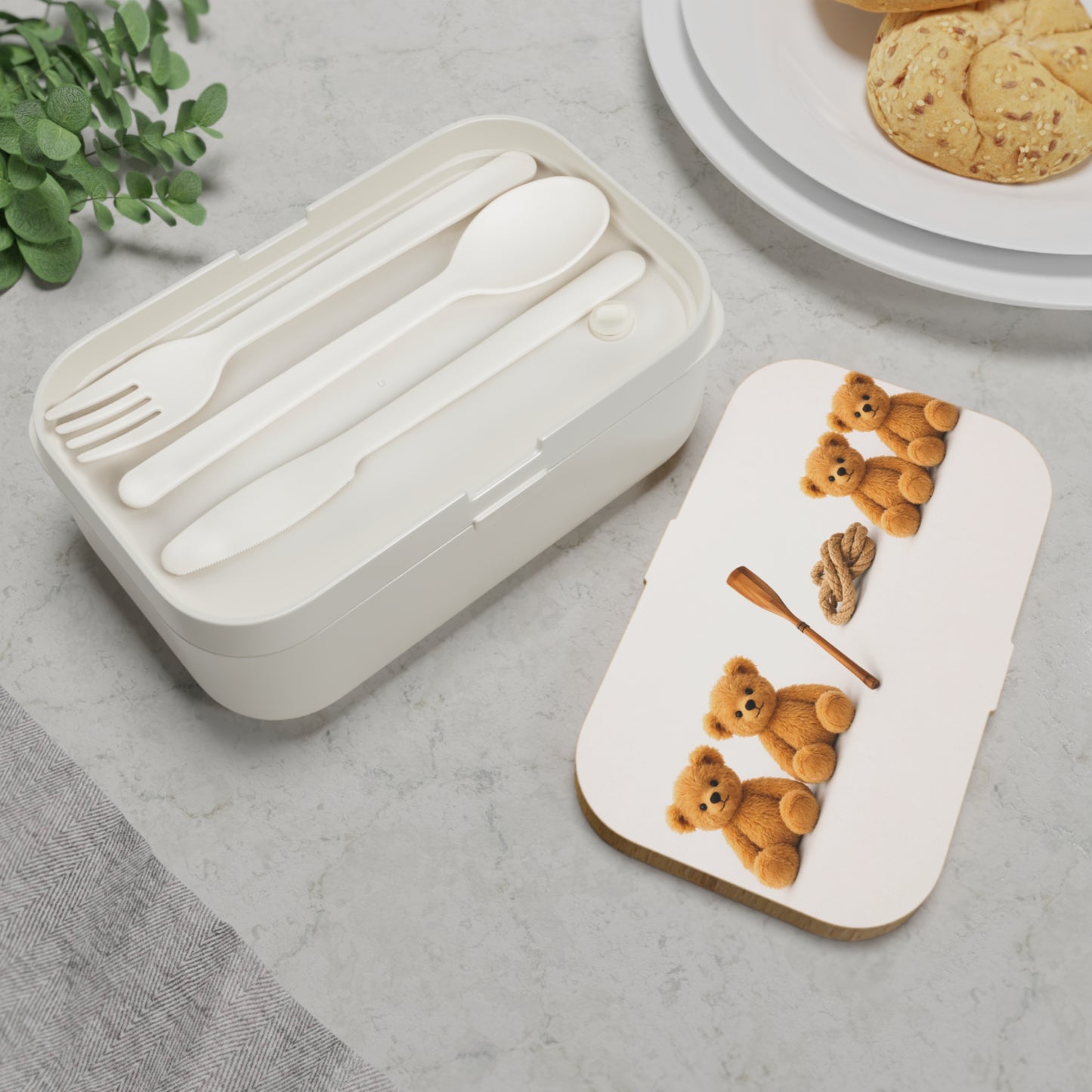 Teddy on Tour To be or not to be Bento Lunch Box ( find a matching Water Bottle )