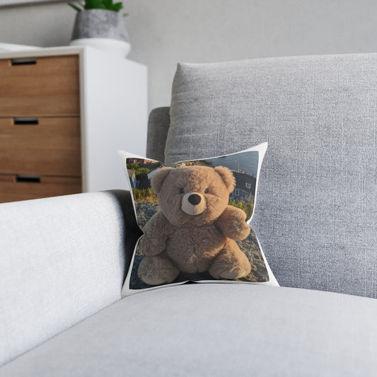 Teddy on Tour Fluffy in Newfoundland Square Pillow